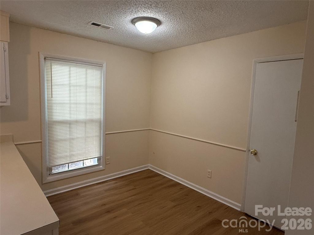 6341 Round Hill Road - Photo 4