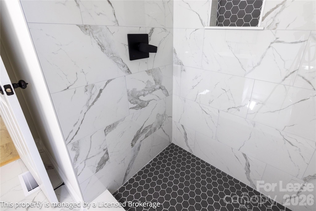 409 Eastover Avenue - Photo 25