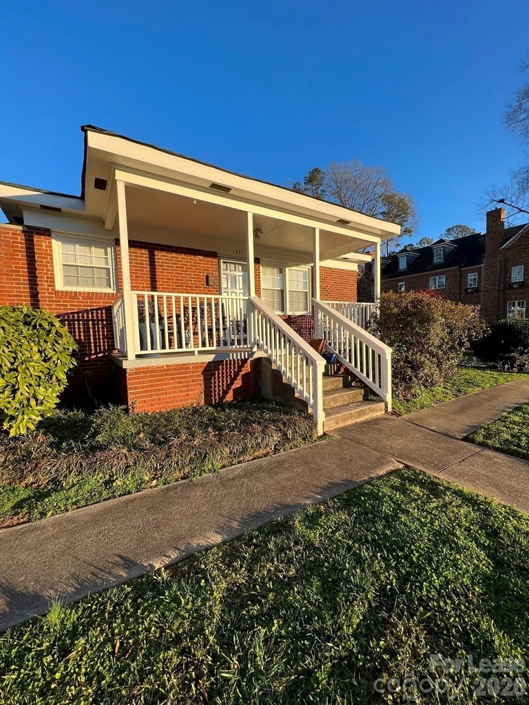 1327 S Kings Drive - Photo 8