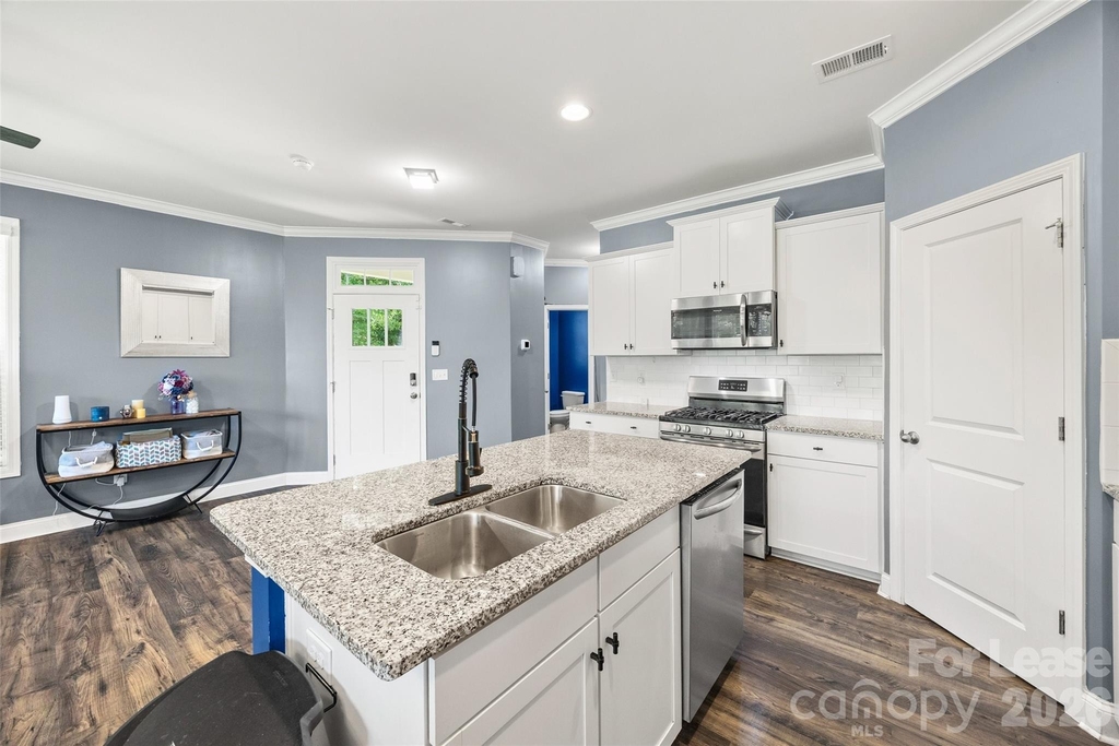 1095 Chicory Trace - Photo 9