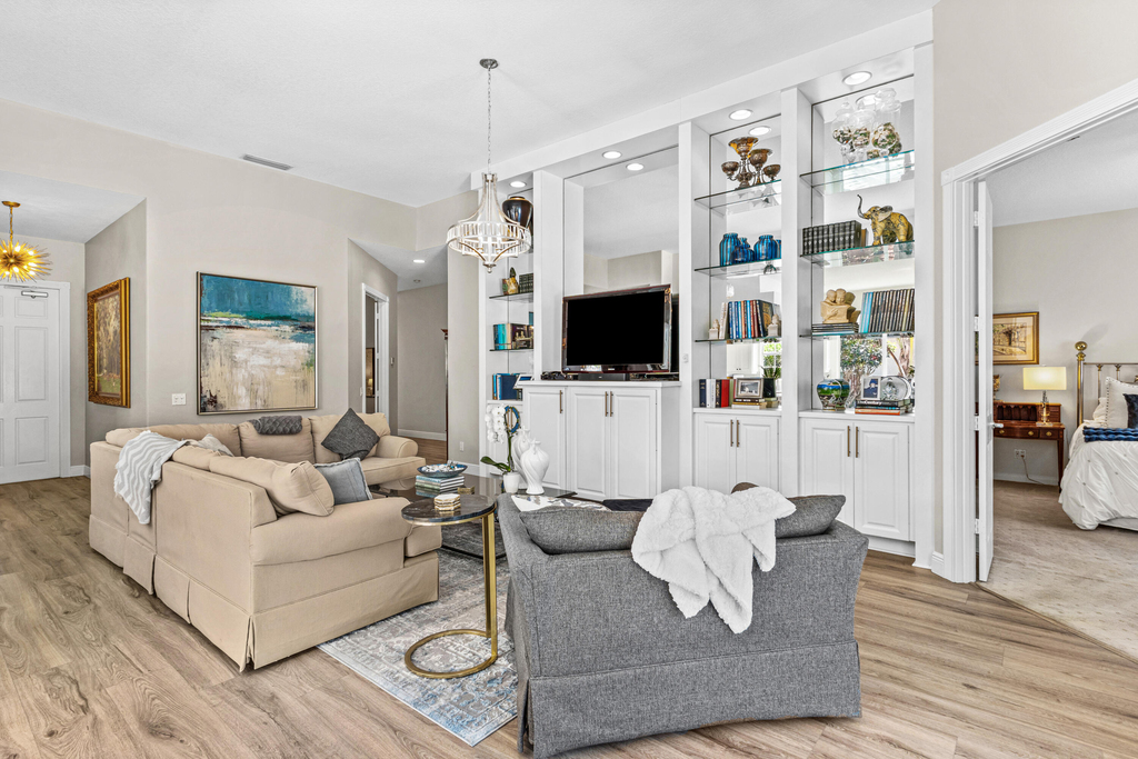 4983 Garden Drive - Photo 5