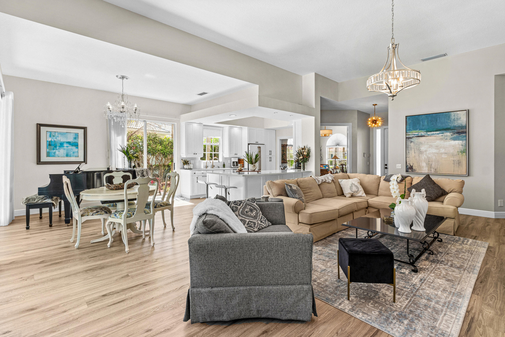 4983 Garden Drive - Photo 4