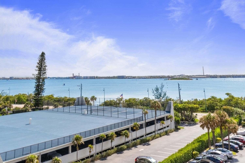 5440 N Ocean Drive - Photo 2