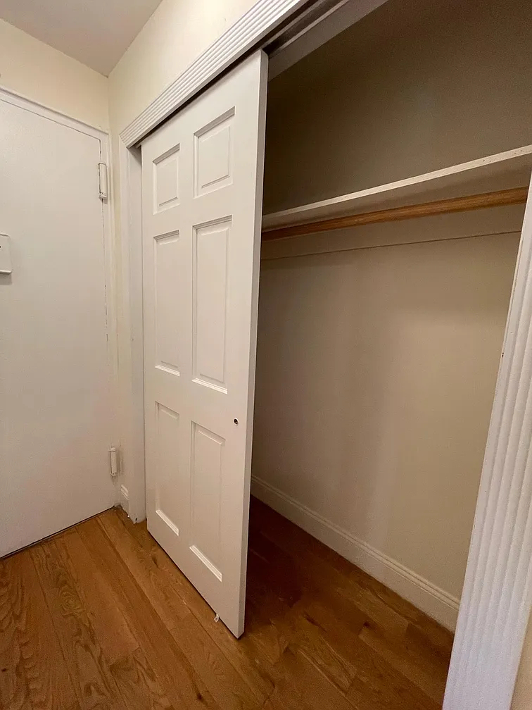 2510 Ocean Parkway - Photo 5