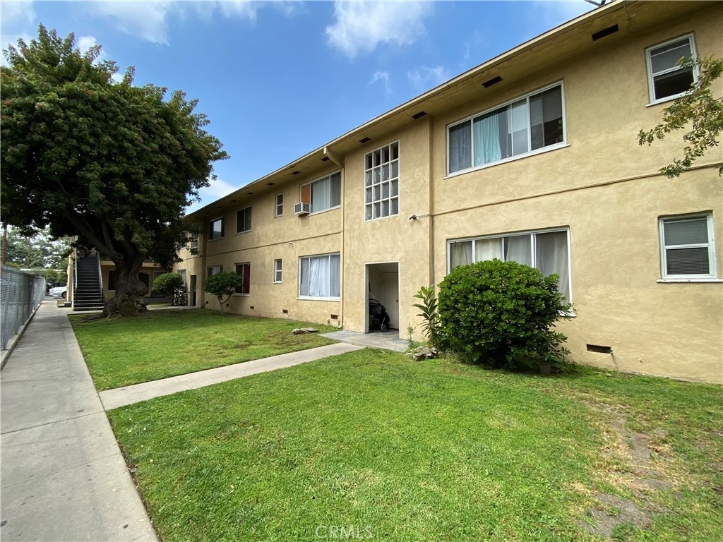 516 E Lomita Avenue - Photo 6