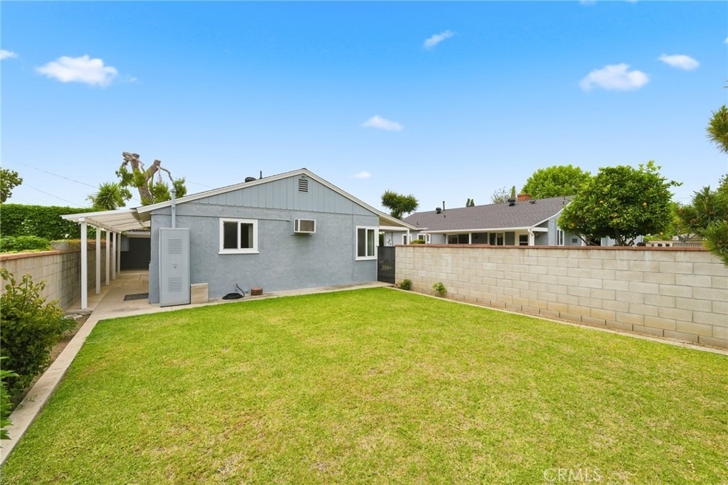 6268 N Muscatel Avenue - Photo 4