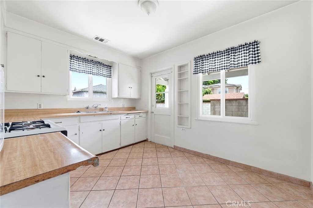 6266 N Muscatel N - Photo 17