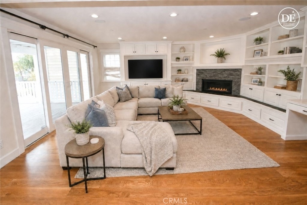 409 S Gertruda - Photo 57
