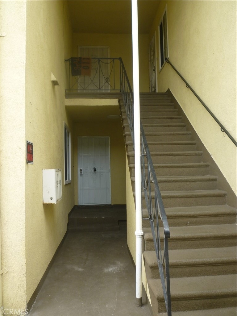 16901 Crenshaw Boulevard - Photo 18