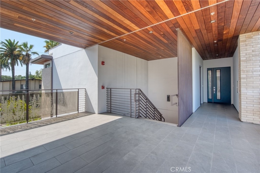 125 Hurlbut Street - Photo 4