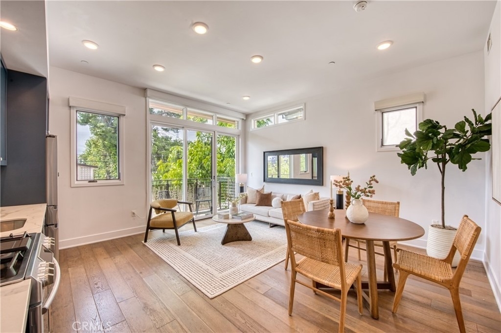 125 Hurlbut Street - Photo 13