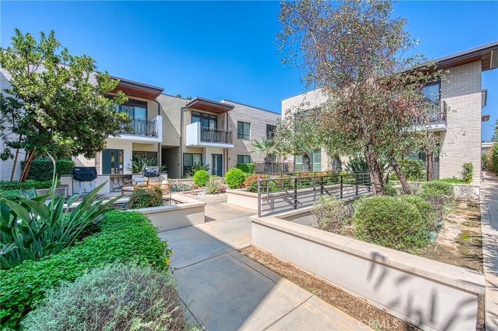 125 Hurlbut Street - Photo 28