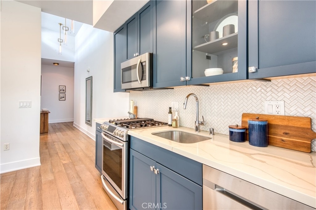 125 Hurlbut Street - Photo 9