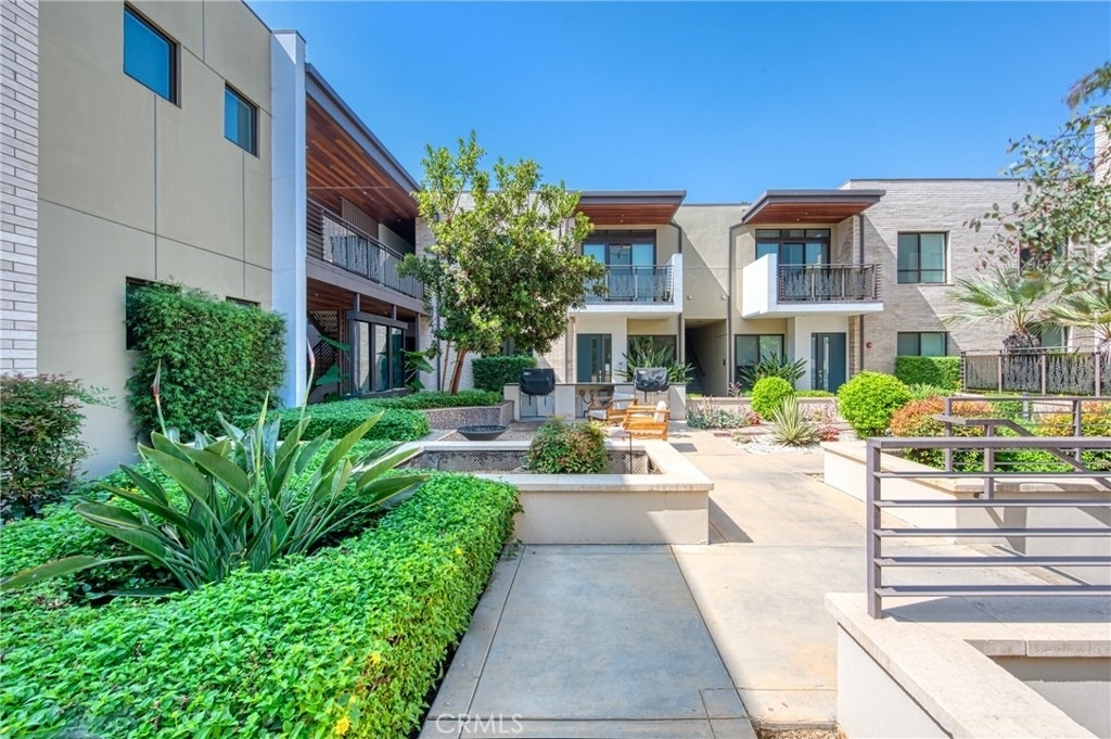 125 Hurlbut Street - Photo 27
