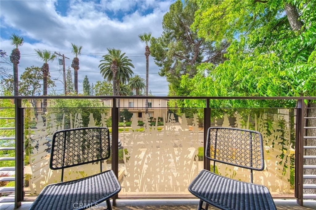 125 Hurlbut Street - Photo 16