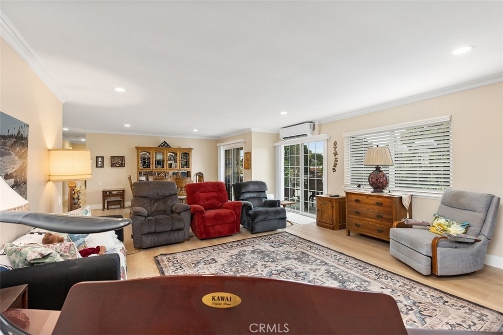 2355 Via Mariposa - Photo 11