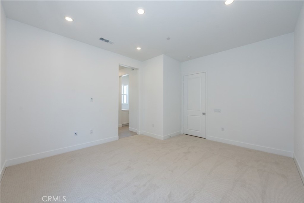136 Seep - Photo 29