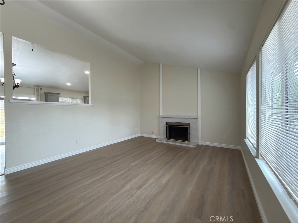 7689 Cornel Ct - Photo 4