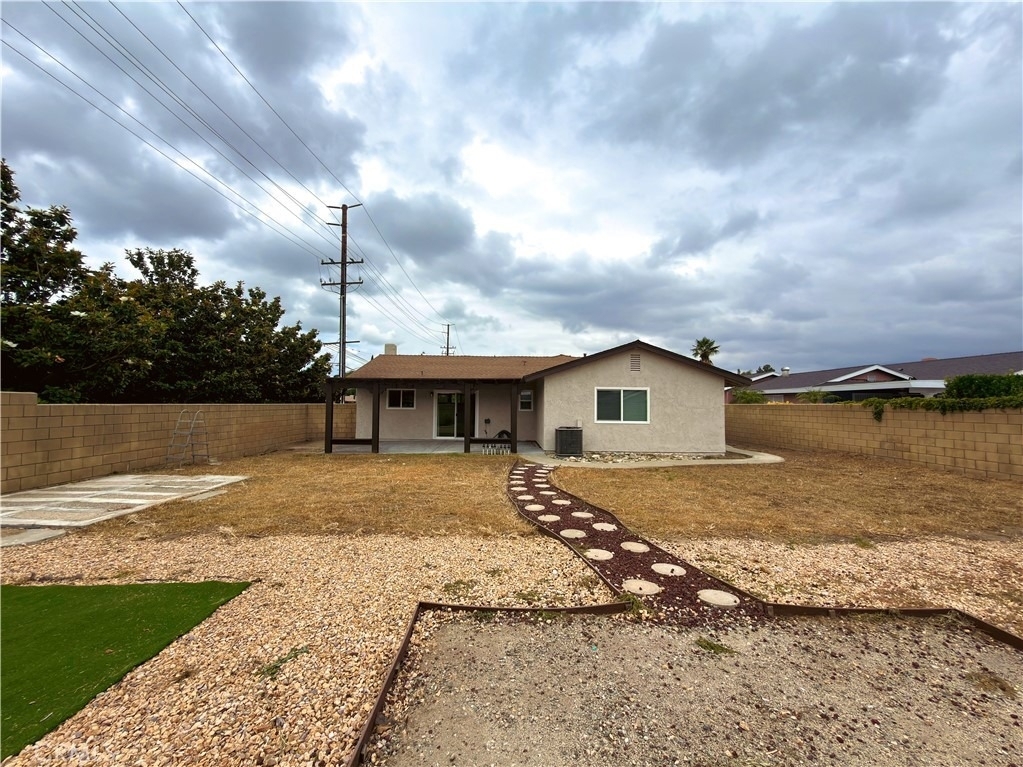 7689 Cornel Ct - Photo 24