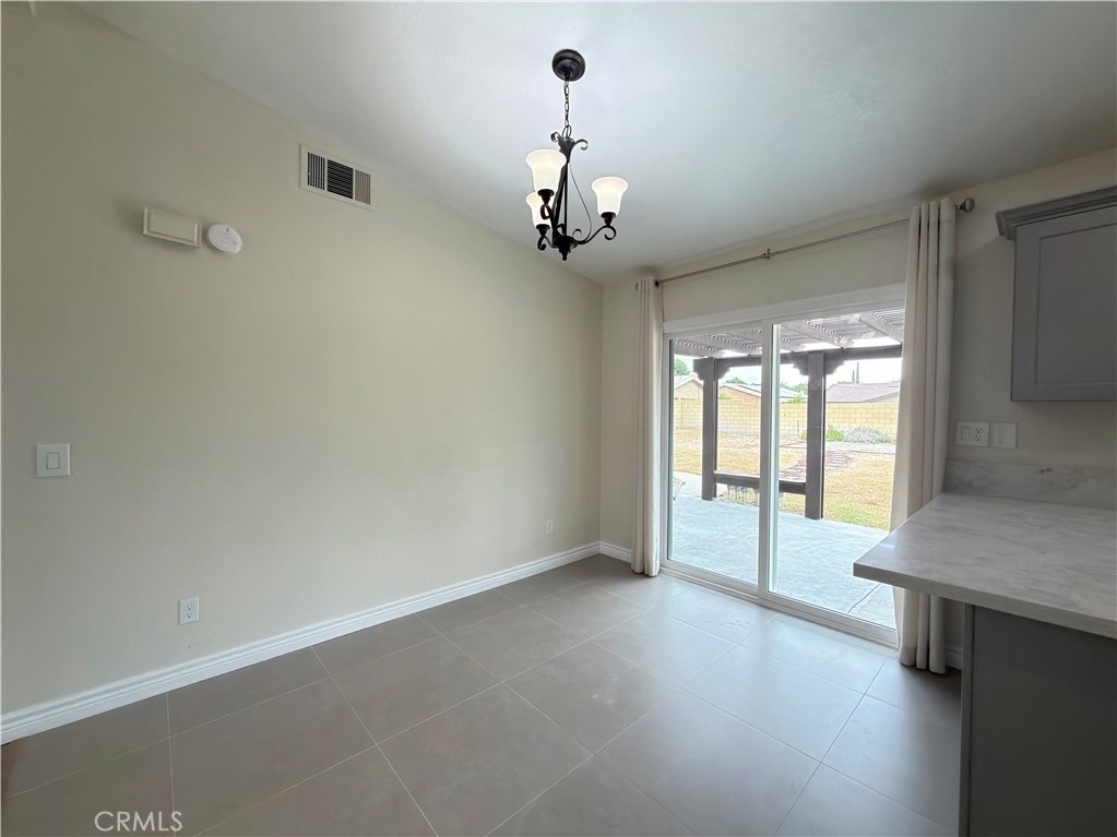 7689 Cornel Ct - Photo 9