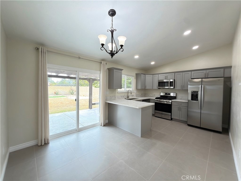 7689 Cornel Ct - Photo 7