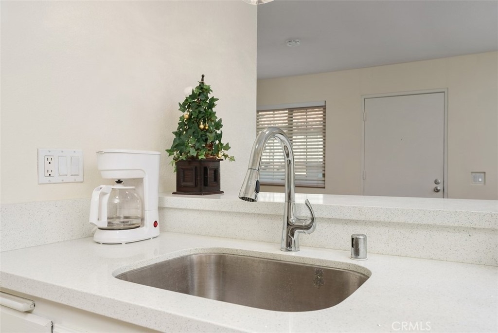 23242 La Mar - Photo 9