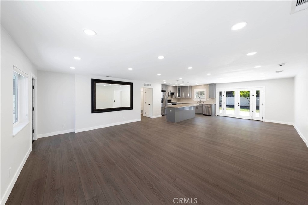 12282 Newport Avenue - Photo 3