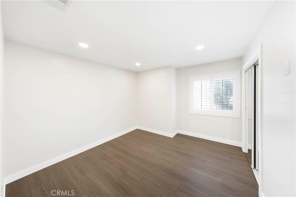 12282 Newport Avenue - Photo 13