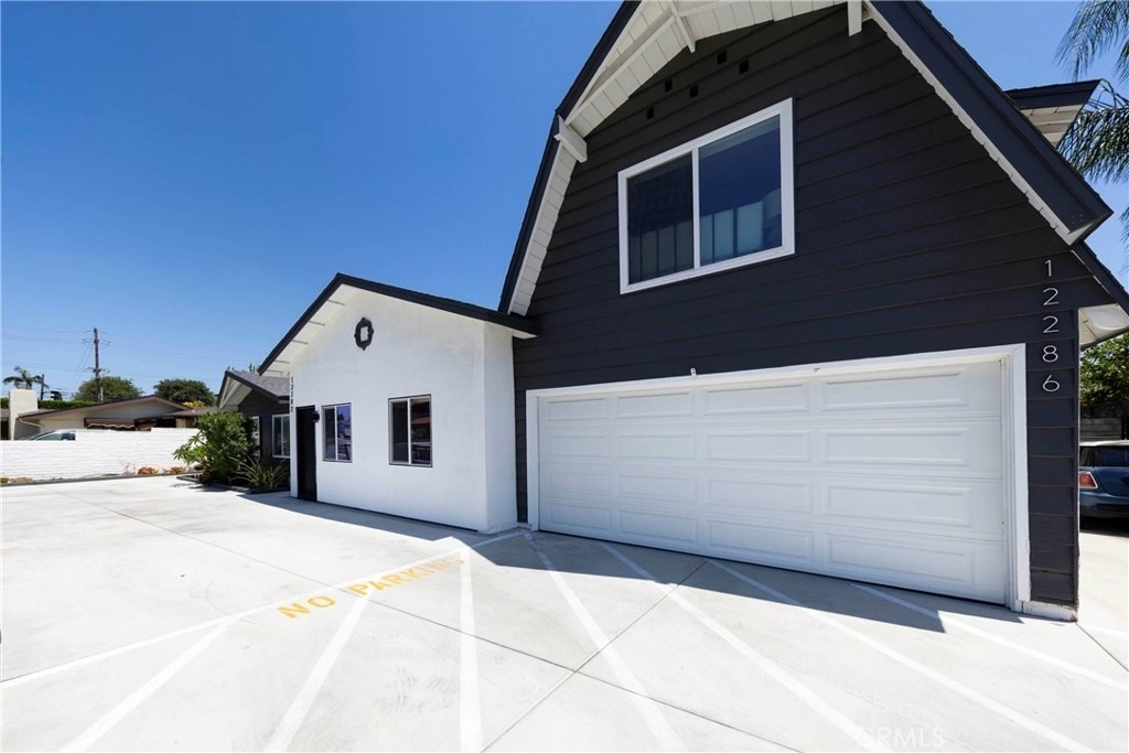 12282 Newport Avenue - Photo 21
