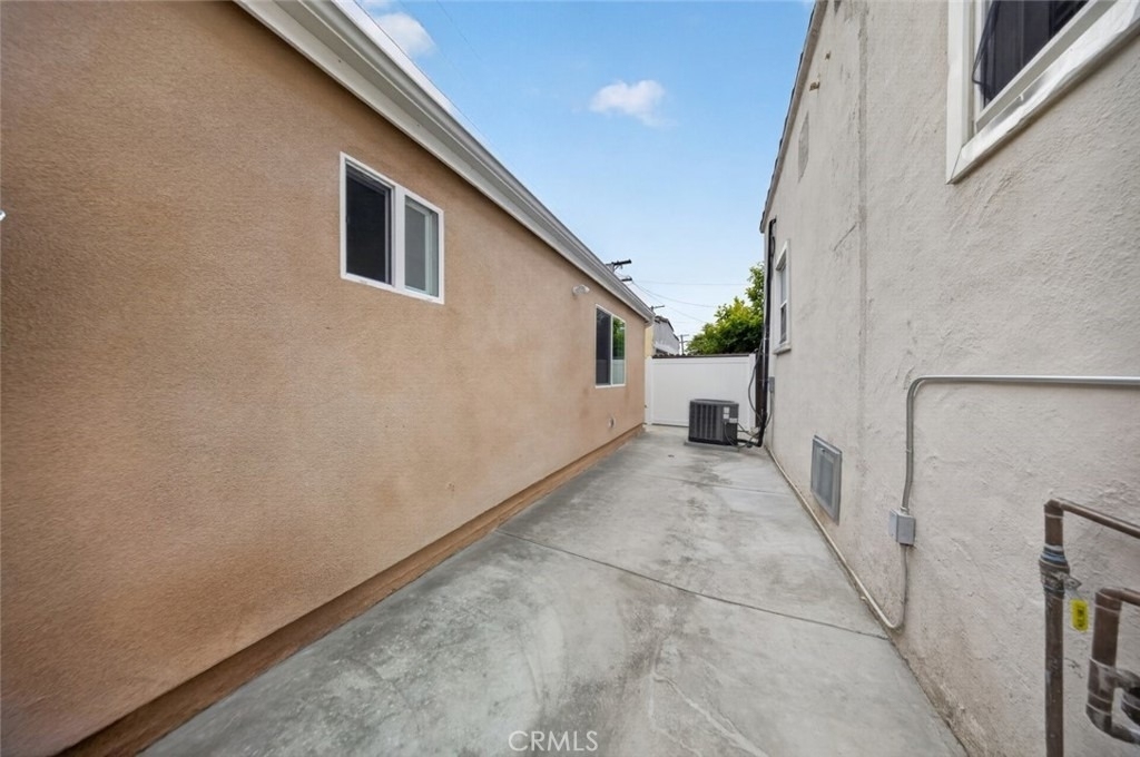 1316 1/2 Carlton Drive - Photo 22