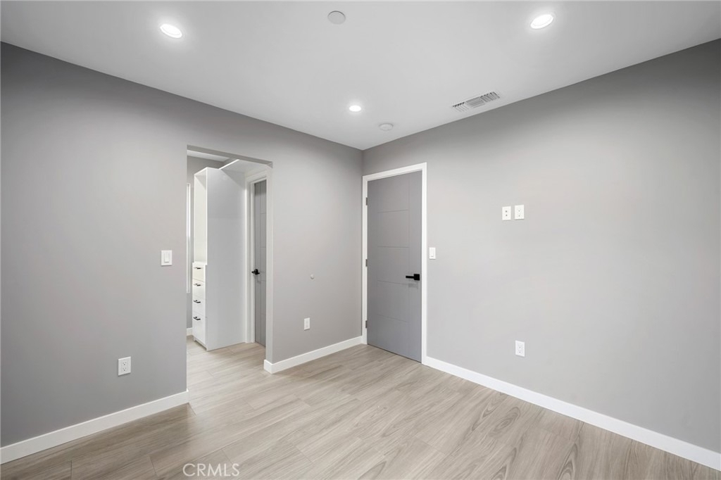1361 Alameda Avenue - Photo 9