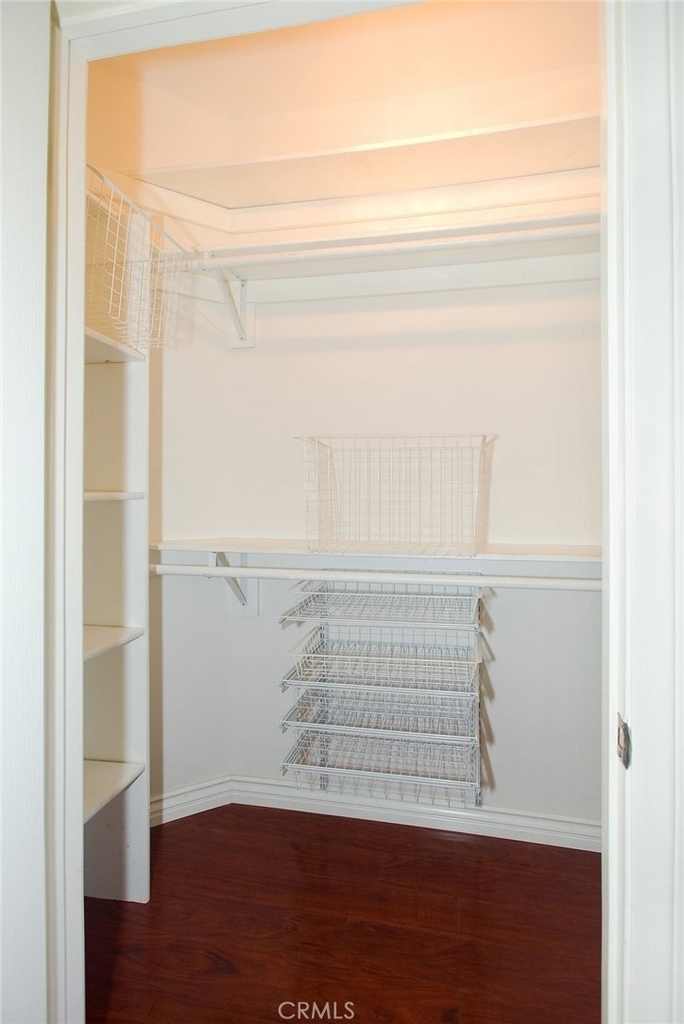 2345 Montrose Avenue - Photo 29