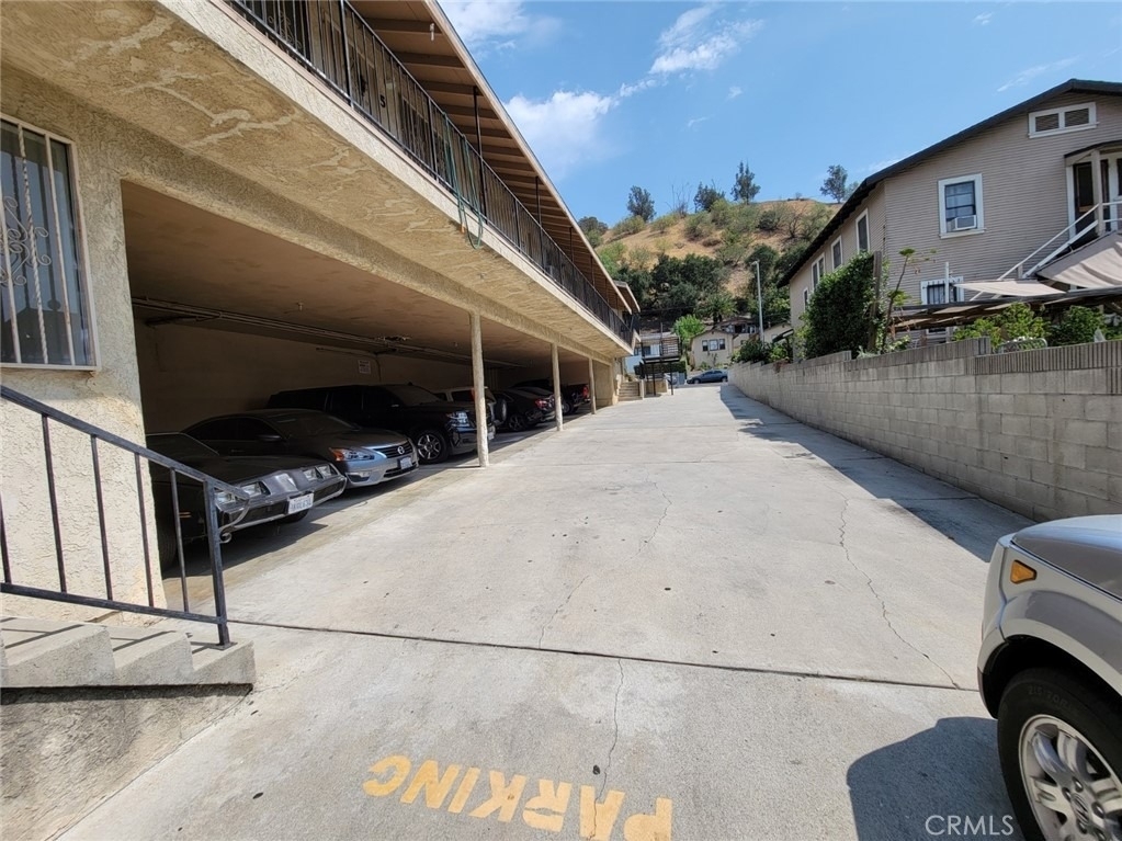 3607 Griffin - Photo 5
