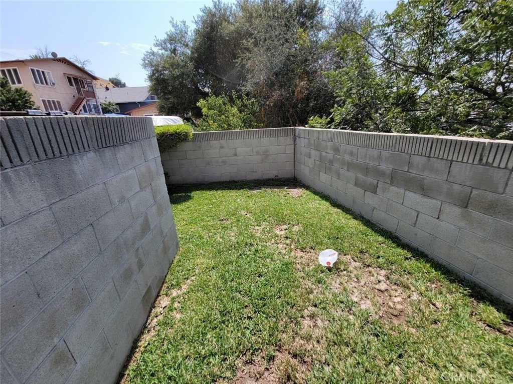 3607 Griffin - Photo 6