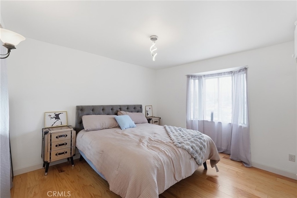 1745 College View Place - Photo 5
