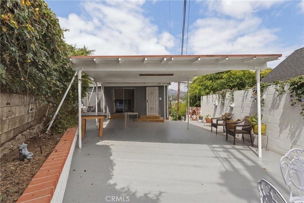 1745 College View Place - Photo 11