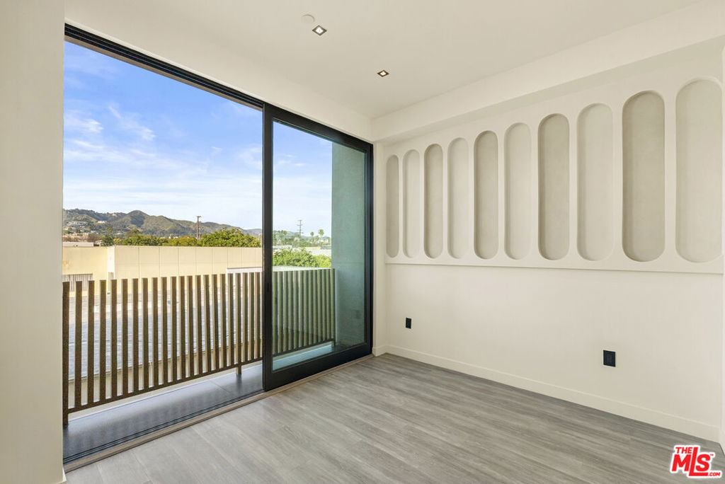 1021 N Ogden Drive - Photo 17