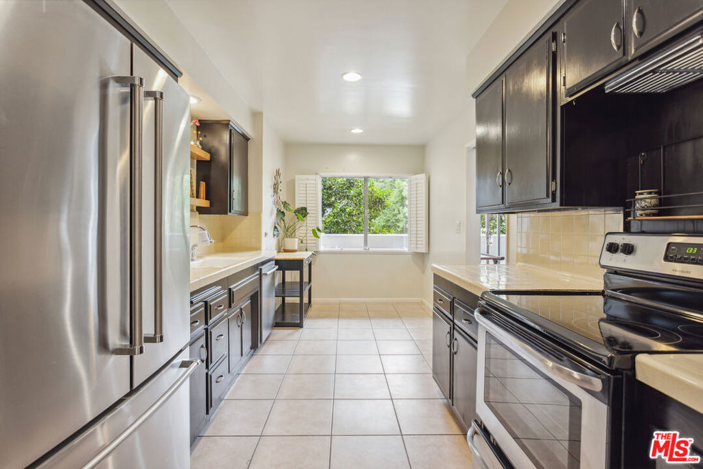 1126 N Central Avenue - Photo 11