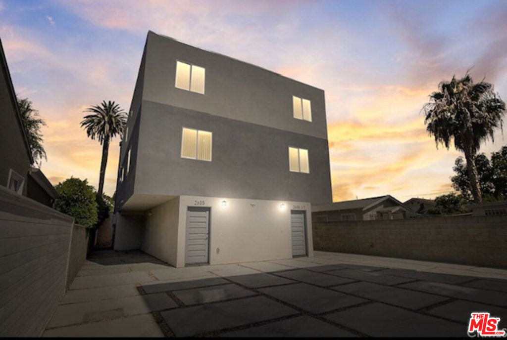 2635 S Hauser Boulevard - Photo 0