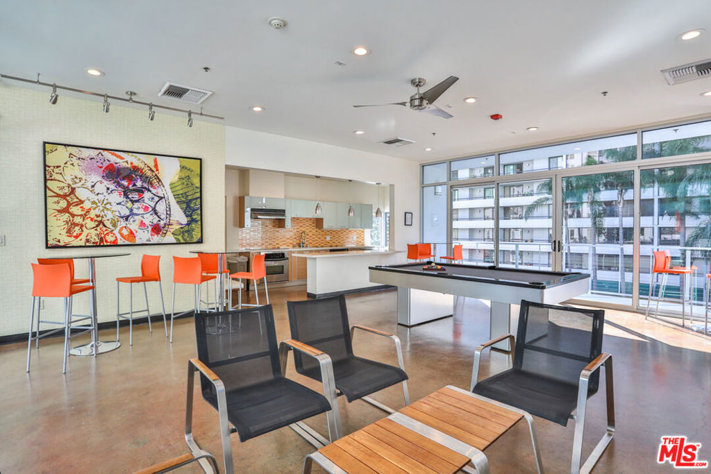 645 W 9th Street - Photo 39