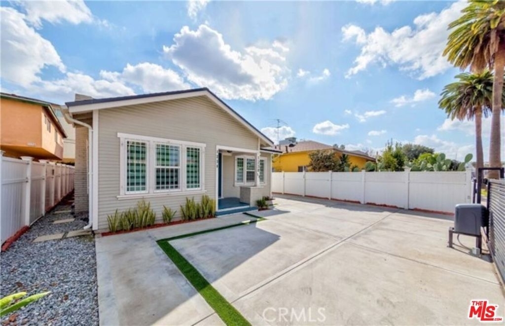 1238 S Muirfield Road - Photo 16