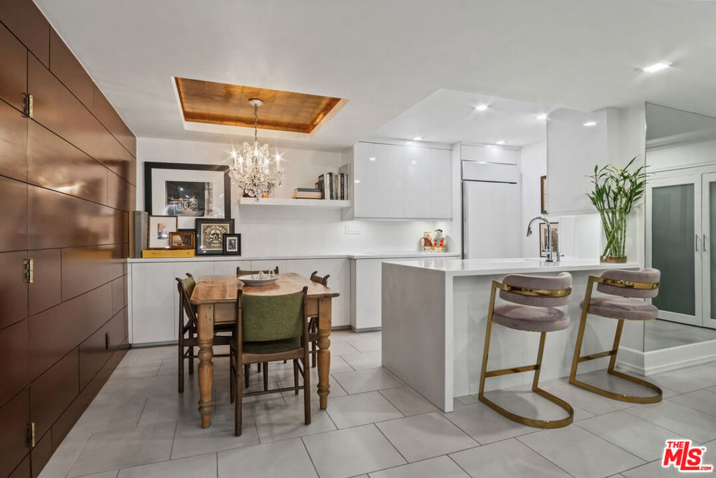 1230 Horn Avenue - Photo 2