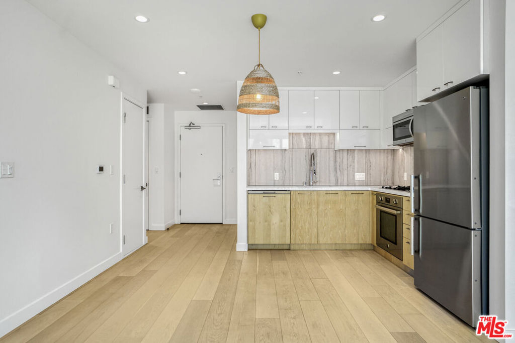 400 S Broadway - Photo 26
