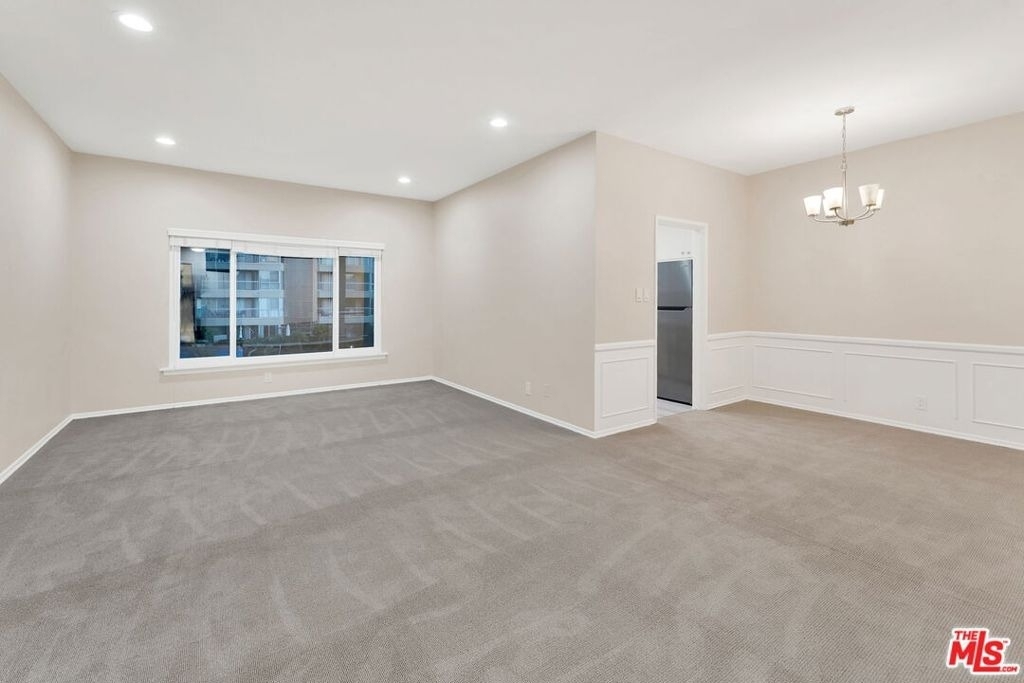 115 Marguerita Avenue - Photo 8
