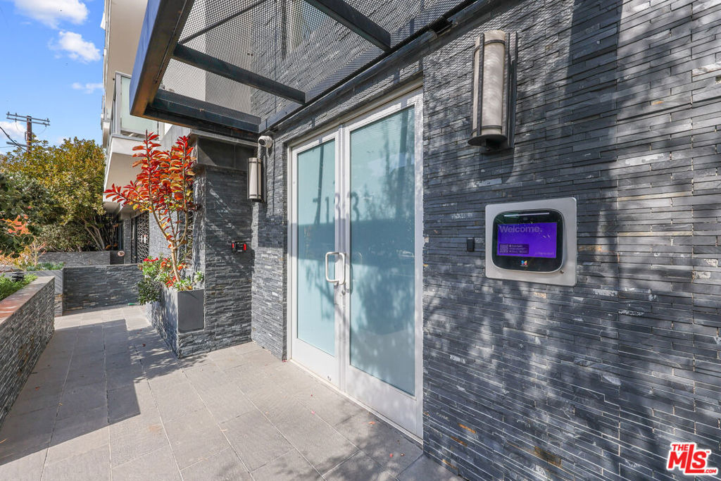 7133 Hawthorn Avenue - Photo 29