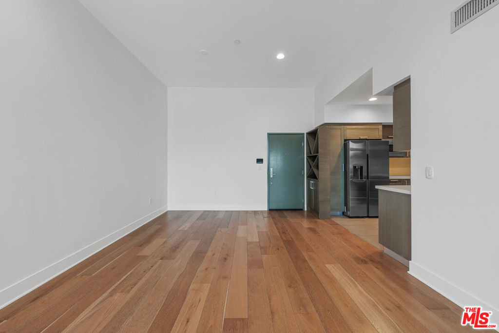 7133 Hawthorn Avenue - Photo 9