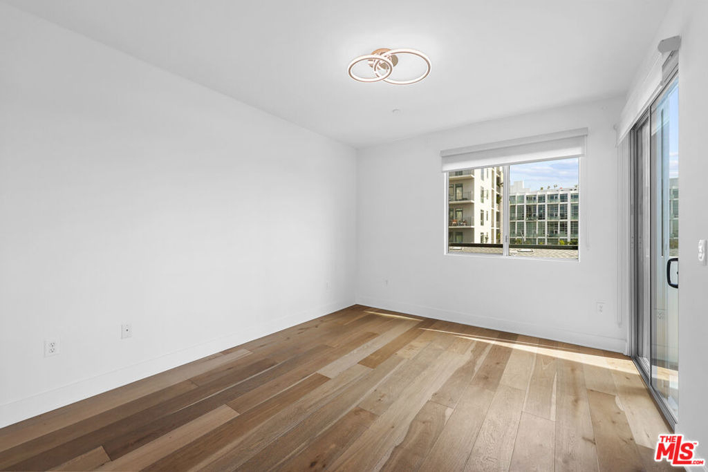 7133 Hawthorn Avenue - Photo 16