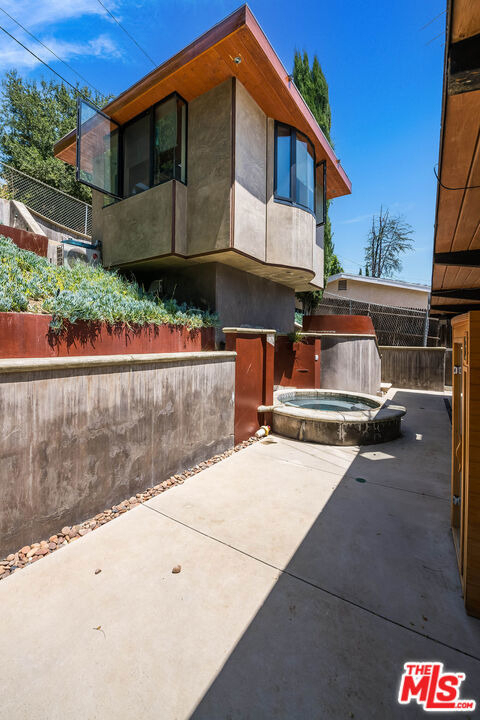 22277 Buena Ventura Street - Photo 40