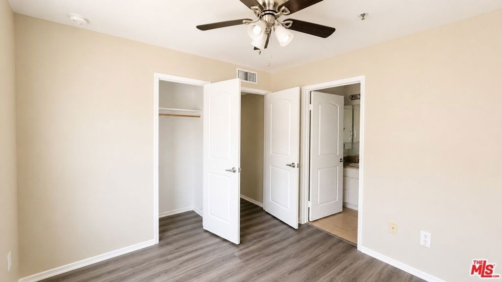 15200 Sherman Way - Photo 2