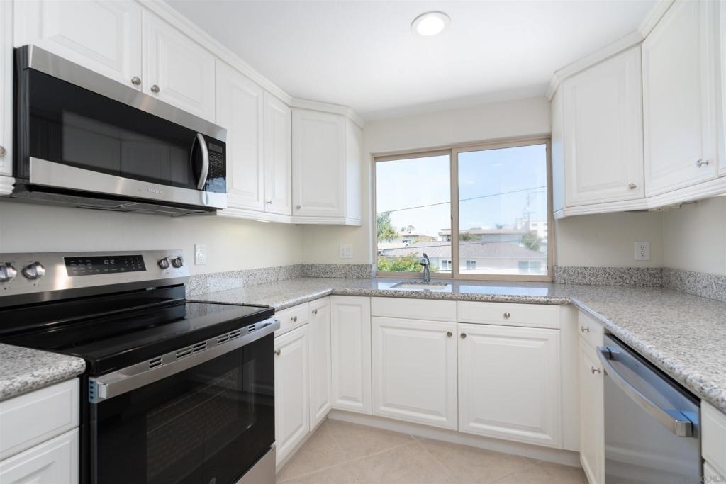 7635 Eads Ave - Photo 7